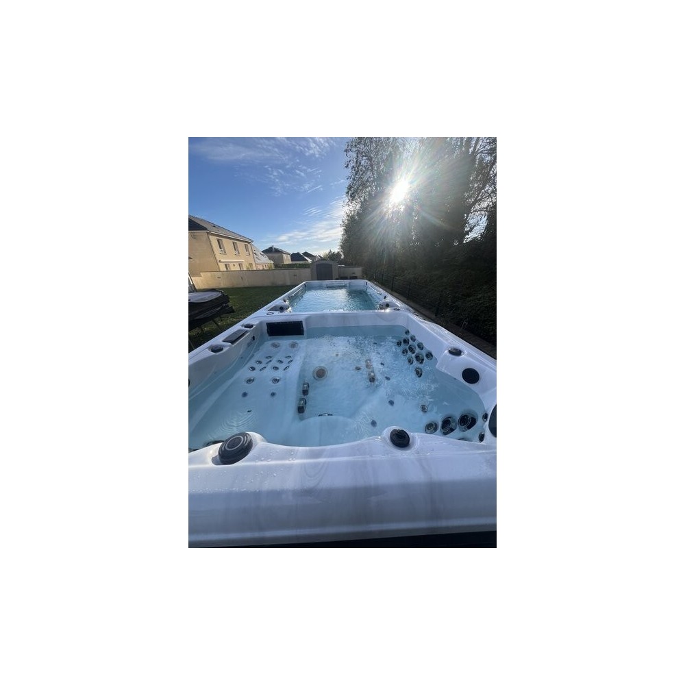 SPA DE NAGE MURATO VENDOM