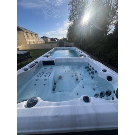 SPA DE NAGE MURATO VENDOM