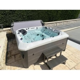 SPA VENDOM CARAIBES 5 PLACES