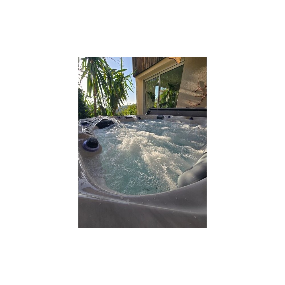 SPA VENDOM CARAIBES 5 PLACES