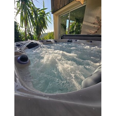 SPA VENDOM CARAIBES 5 PLACES