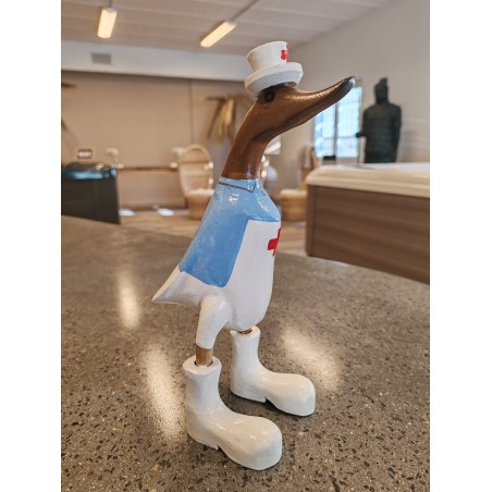 CANARD SCULPTE INFIRMIERE